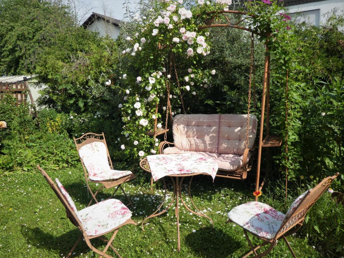 Ferienwohnung Hofmann バート・クロイツナハ エクステリア 写真